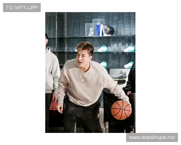 [CBA]郭艾伦高抛妙传 道格拉斯空接暴扣.